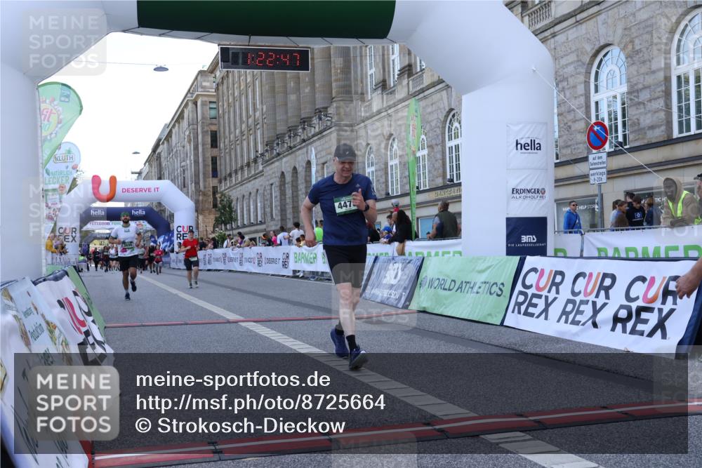 07.09.2025 - BARMER Alsterlauf Strokosch-Dieckow http://msf.ph/oto/8725664 07.09.2025 10:22:45 Ziel 2727, 3185, 3699, 4448, 4475, 4563 meine-sportfotos.de