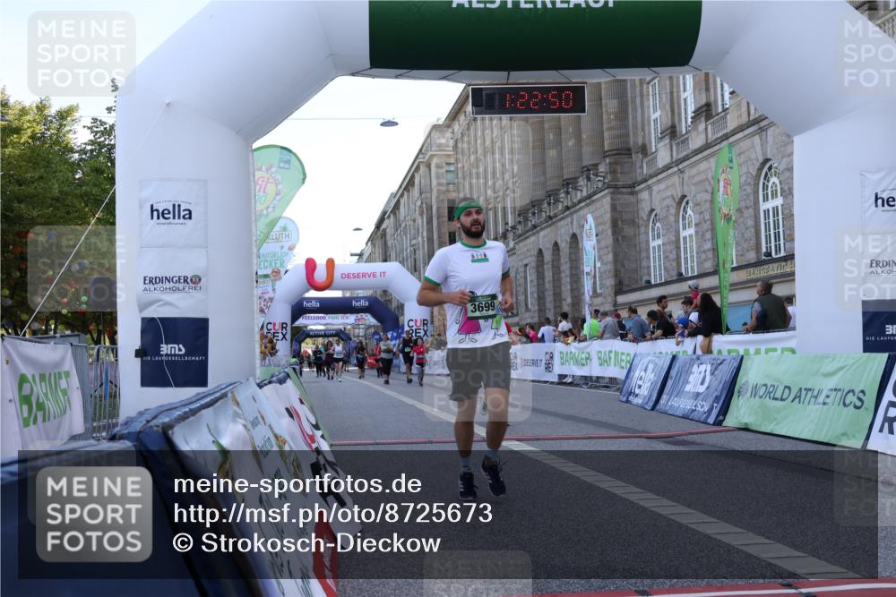 07.09.2025 - BARMER Alsterlauf Strokosch-Dieckow http://msf.ph/oto/8725673 07.09.2025 10:22:48 Ziel 2727, 2972, 2976, 3185, 3699, 4475 meine-sportfotos.de
