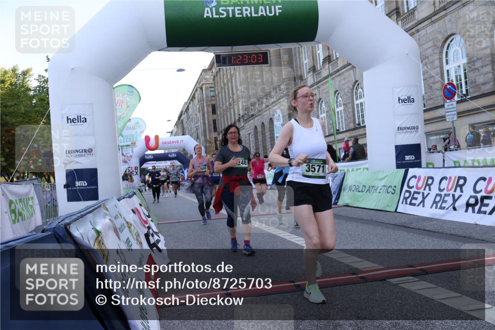 07.09.2025 - BARMER Alsterlauf Strokosch-Dieckow http://msf.ph/oto/8725703 07.09.2025 10:23:01 Ziel 2051, 3223, 3248, 3571, 3668, 3964, 4001, 4166, 4350, 4907, 5735, 5914 meine-sportfotos.de