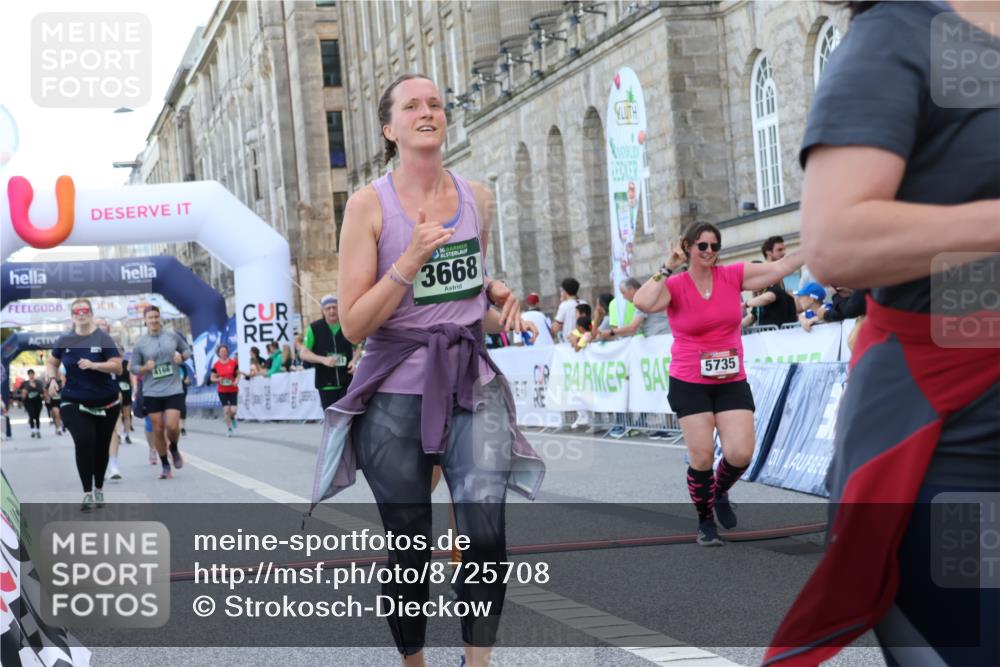 07.09.2025 - BARMER Alsterlauf Strokosch-Dieckow http://msf.ph/oto/8725708 07.09.2025 10:23:03 Ziel 2051, 3223, 3248, 3571, 3668, 3964, 4001, 4166, 4907, 5735, 5914 meine-sportfotos.de