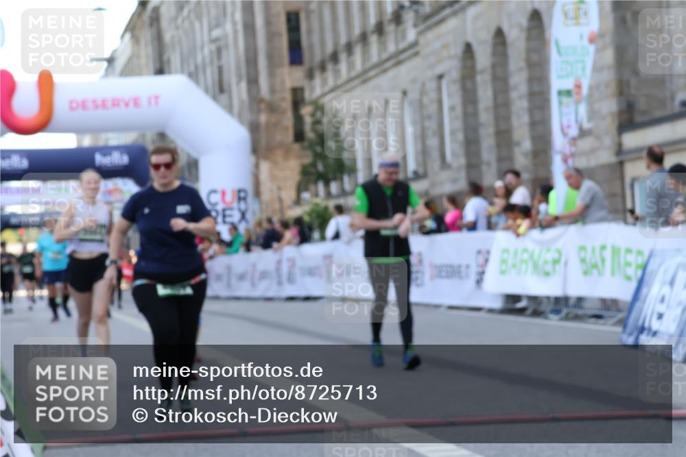 07.09.2025 - BARMER Alsterlauf Strokosch-Dieckow http://msf.ph/oto/8725713 07.09.2025 10:23:05 Ziel 2051, 3223, 3248, 3668, 3964, 4001, 4166, 4907, 5735, 5914 meine-sportfotos.de
