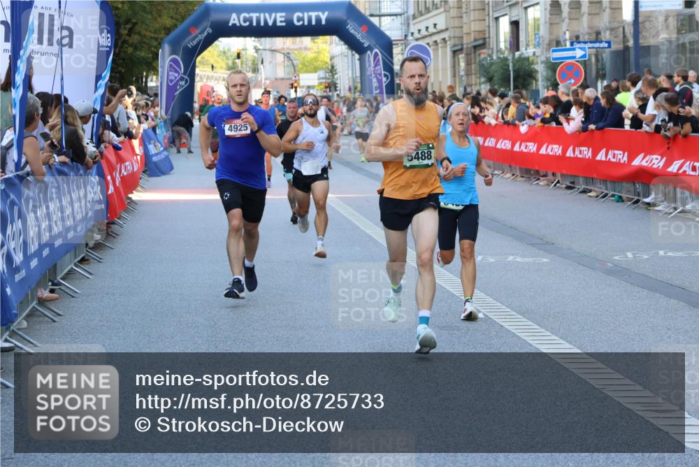 07.09.2025 - BARMER Alsterlauf Strokosch-Dieckow http://msf.ph/oto/8725733 07.09.2025 09:44:59 Ziel 2034, 2072, 2745, 2869, 3602, 3627, 3877, 4030, 4076, 4228, 4391, 4569, 4575, 4825, 4885, 4974, 5495, 5496, 5773, 6163, 8015, 8163, 8255, 8355, 8440, 8442 meine-sportfotos.de