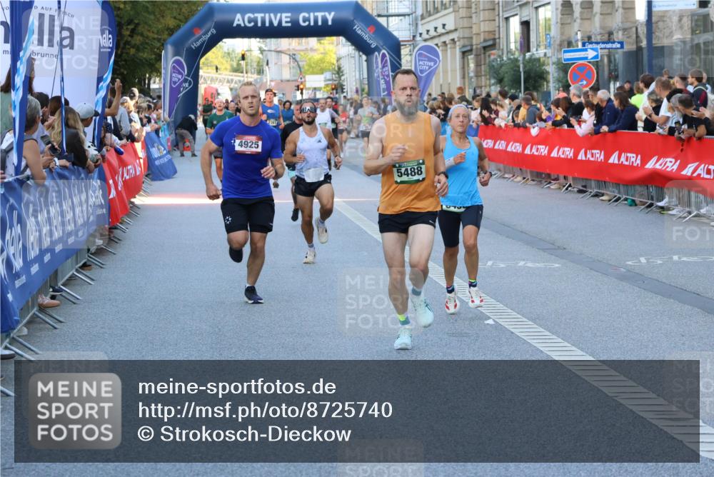 07.09.2025 - BARMER Alsterlauf Strokosch-Dieckow http://msf.ph/oto/8725740 07.09.2025 09:44:59 Ziel 2034, 2072, 2745, 2869, 3602, 3627, 3877, 4030, 4076, 4228, 4391, 4569, 4575, 4825, 4885, 4974, 5495, 5496, 5773, 6163, 8015, 8163, 8255, 8355, 8440, 8442 meine-sportfotos.de