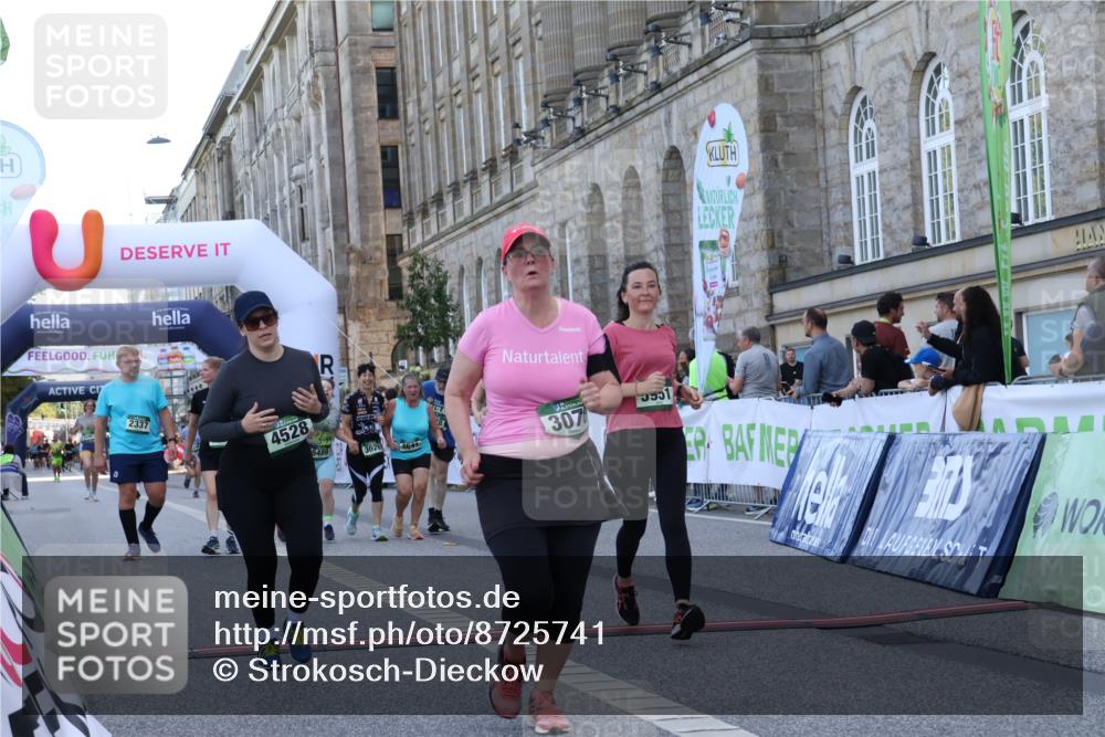 07.09.2025 - BARMER Alsterlauf Strokosch-Dieckow http://msf.ph/oto/8725741 07.09.2025 10:23:17 Ziel 2337, 2499, 3026, 3070, 3128, 4528, 4641, 5489, 5951, 6314, 8192 meine-sportfotos.de
