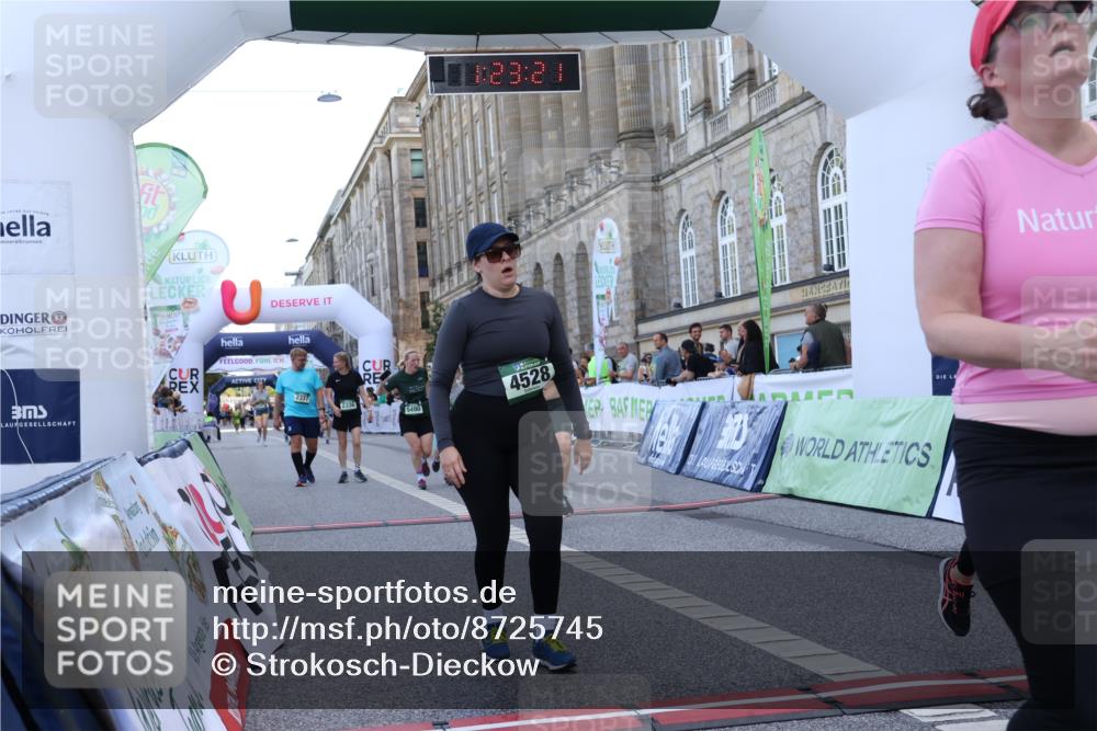 07.09.2025 - BARMER Alsterlauf Strokosch-Dieckow http://msf.ph/oto/8725745 07.09.2025 10:23:19 Ziel 2336, 2337, 2499, 3026, 3070, 3128, 4528, 4641, 5489, 5951, 6314 meine-sportfotos.de