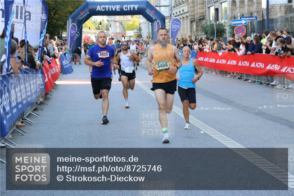 07.09.2025 - BARMER Alsterlauf Strokosch-Dieckow http://msf.ph/oto/8725746 07.09.2025 09:44:59 Ziel 2034, 2072, 2745, 2869, 3602, 3627, 3877, 4030, 4076, 4228, 4391, 4569, 4575, 4825, 4885, 4974, 5495, 5496, 5773, 6163, 8015, 8163, 8255, 8355, 8440, 8442 meine-sportfotos.de