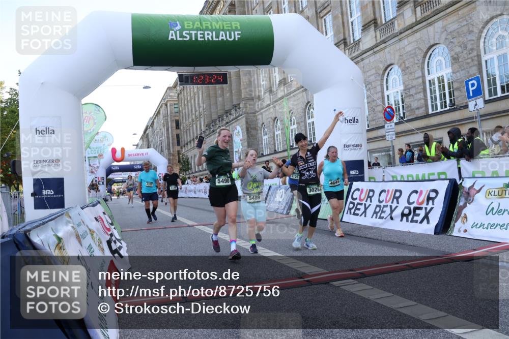 07.09.2025 - BARMER Alsterlauf Strokosch-Dieckow http://msf.ph/oto/8725756 07.09.2025 10:23:22 Ziel 2243, 2246, 2336, 2337, 2499, 3026, 3128, 4528, 4641, 5489, 5586, 5951 meine-sportfotos.de