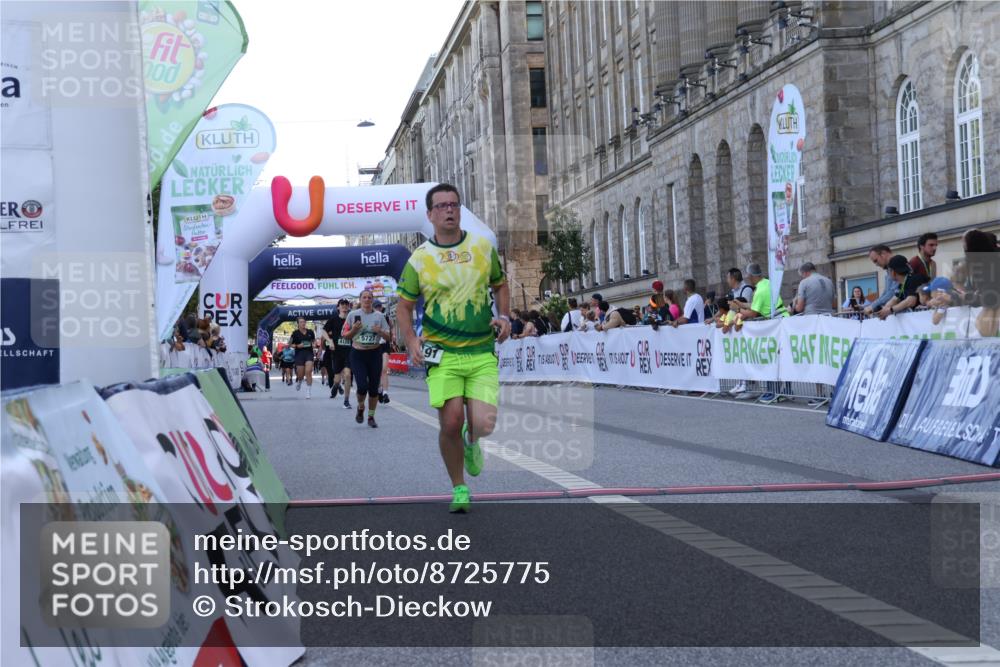 07.09.2025 - BARMER Alsterlauf Strokosch-Dieckow http://msf.ph/oto/8725775 07.09.2025 10:23:47 Ziel 4128, 5191, 5727 meine-sportfotos.de