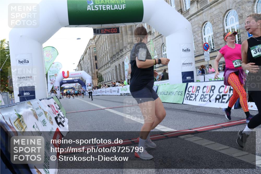 07.09.2025 - BARMER Alsterlauf Strokosch-Dieckow http://msf.ph/oto/8725799 07.09.2025 10:23:59 Ziel 3663, 3665, 4755, 4967 meine-sportfotos.de