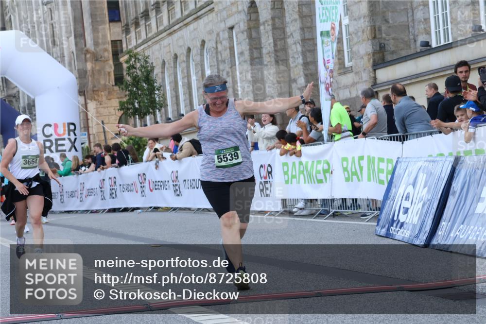 07.09.2025 - BARMER Alsterlauf Strokosch-Dieckow http://msf.ph/oto/8725808 07.09.2025 10:24:06 Ziel 3664, 4813, 4967, 5539 meine-sportfotos.de