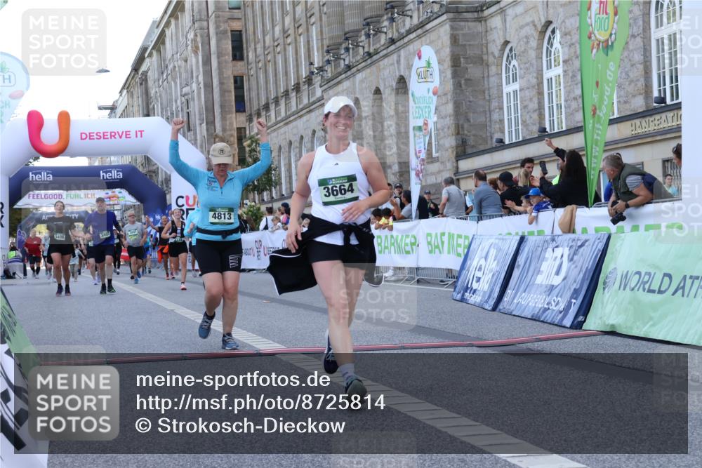 07.09.2025 - BARMER Alsterlauf Strokosch-Dieckow http://msf.ph/oto/8725814 07.09.2025 10:24:10 Ziel 2661, 3406, 3407, 3664, 4218, 4813, 5539 meine-sportfotos.de