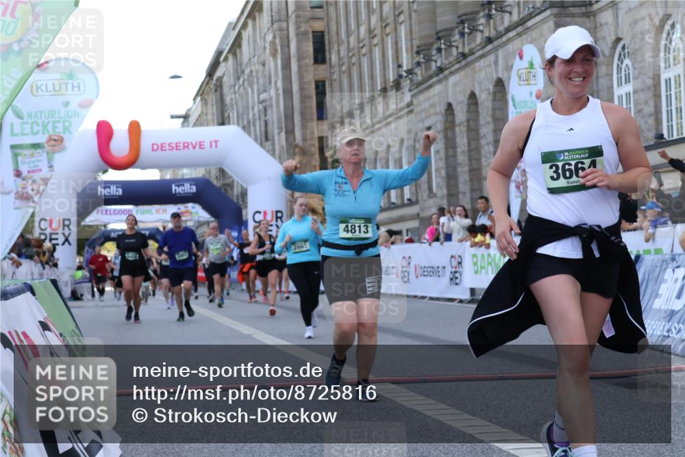 07.09.2025 - BARMER Alsterlauf Strokosch-Dieckow http://msf.ph/oto/8725816 07.09.2025 10:24:10 Ziel 2661, 3406, 3407, 3664, 4218, 4813, 5539 meine-sportfotos.de