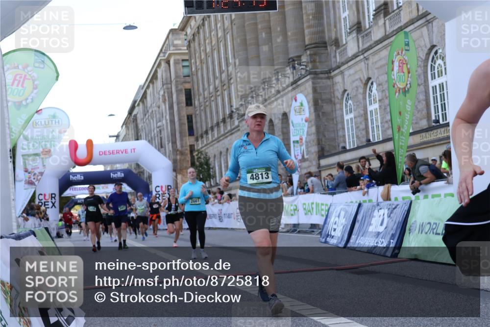 07.09.2025 - BARMER Alsterlauf Strokosch-Dieckow http://msf.ph/oto/8725818 07.09.2025 10:24:11 Ziel 2661, 3406, 3407, 3664, 4218, 4813, 5539 meine-sportfotos.de