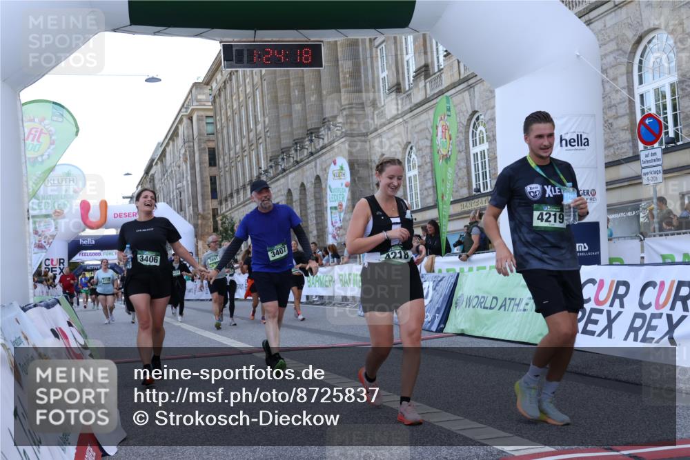 07.09.2025 - BARMER Alsterlauf Strokosch-Dieckow http://msf.ph/oto/8725837 07.09.2025 10:24:16 Ziel 2661, 2996, 3159, 3406, 3407, 3562, 3652, 3653, 3688, 3891, 3908, 4013, 4218, 4341, 4352 meine-sportfotos.de