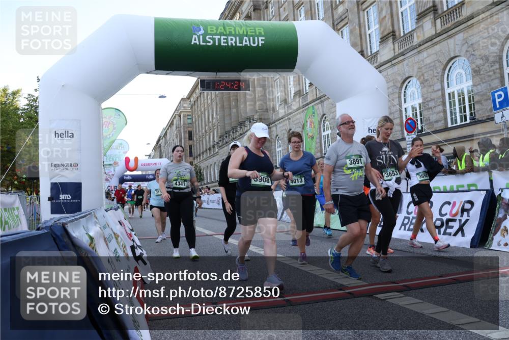 07.09.2025 - BARMER Alsterlauf Strokosch-Dieckow http://msf.ph/oto/8725850 07.09.2025 10:24:22 Ziel 2087, 2996, 3159, 3562, 3652, 3653, 3688, 3891, 3908, 4013, 4341, 4352, 5077, 5083, 5085, 5109, 5242, 8005 meine-sportfotos.de