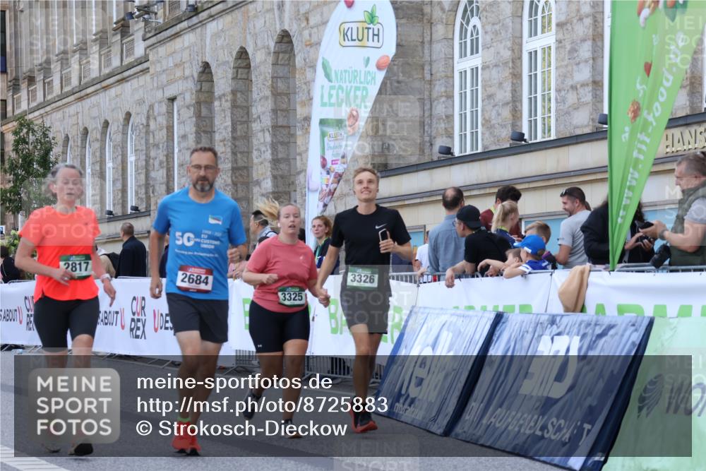 07.09.2025 - BARMER Alsterlauf Strokosch-Dieckow http://msf.ph/oto/8725883 07.09.2025 10:24:39 Ziel 2684, 2817, 3325, 3326, 4306, 4457, 5096 meine-sportfotos.de