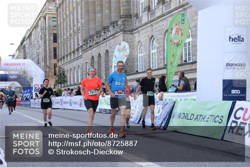 07.09.2025 - BARMER Alsterlauf Strokosch-Dieckow http://msf.ph/oto/8725887 07.09.2025 10:24:40 Ziel 2684, 2817, 3325, 3326, 4457, 5096 meine-sportfotos.de