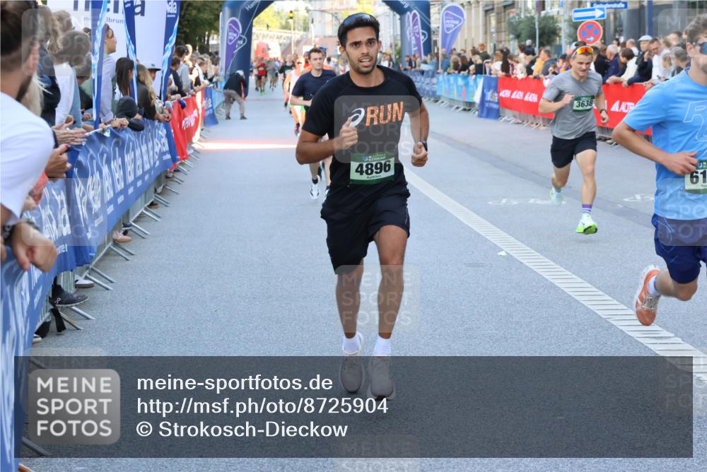 07.09.2025 - BARMER Alsterlauf Strokosch-Dieckow http://msf.ph/oto/8725904 07.09.2025 09:44:28 Ziel 2389, 2561, 3305, 3306, 3702, 4095, 4543, 4599, 4925, 4959, 5126, 5246, 5317, 5388, 5488, 5500, 5913, 6006, 6116, 6320, 8458 meine-sportfotos.de