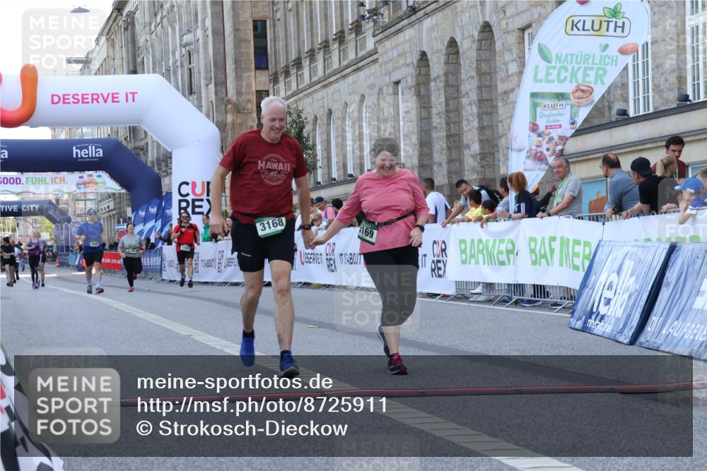 07.09.2025 - BARMER Alsterlauf Strokosch-Dieckow http://msf.ph/oto/8725911 07.09.2025 10:24:55 Ziel 2026, 3149, 3168, 3169, 5269 meine-sportfotos.de