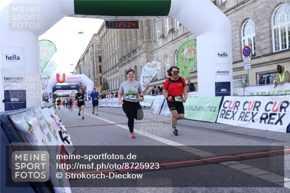 07.09.2025 - BARMER Alsterlauf Strokosch-Dieckow http://msf.ph/oto/8725923 07.09.2025 10:25:03 Ziel 2412, 3149, 4966, 5269, 5765 meine-sportfotos.de
