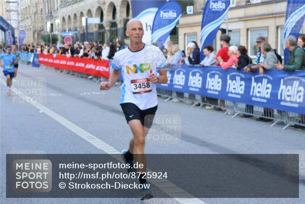07.09.2025 - BARMER Alsterlauf Strokosch-Dieckow http://msf.ph/oto/8725924 07.09.2025 09:44:25 Ziel 2340, 2389, 2561, 3305, 3306, 3702, 4095, 4543, 4599, 4925, 4959, 5126, 5246, 5317, 5388, 5488, 5500, 5913, 6006, 6116, 6320, 8458 meine-sportfotos.de