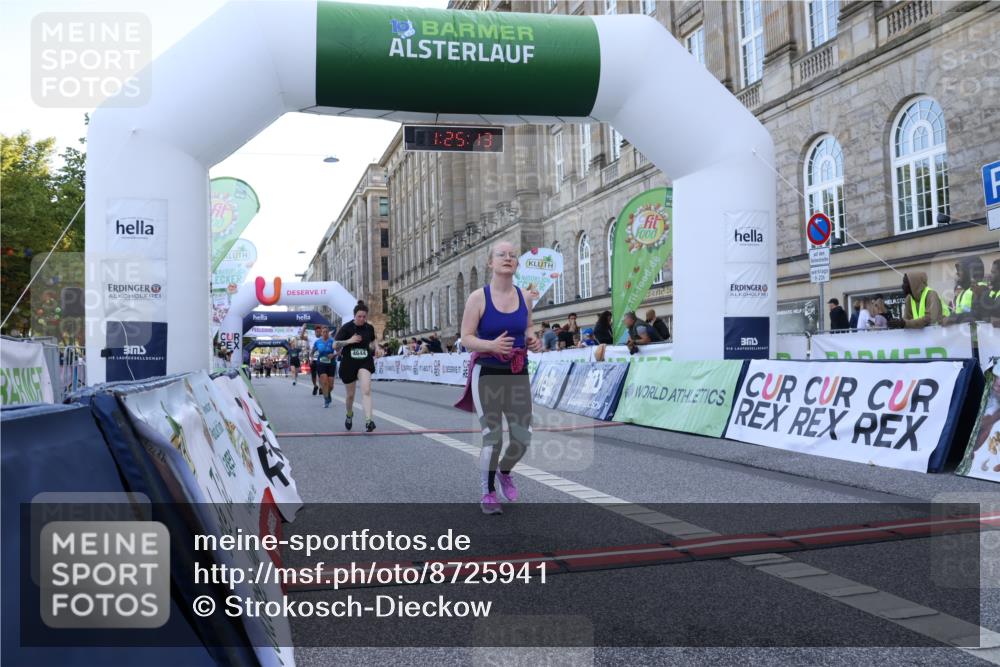 07.09.2025 - BARMER Alsterlauf Strokosch-Dieckow http://msf.ph/oto/8725941 07.09.2025 10:25:12 Ziel 2412, 2905, 4644, 6102 meine-sportfotos.de