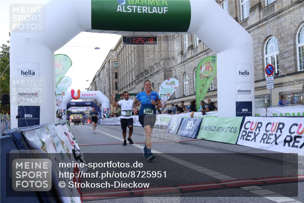 07.09.2025 - BARMER Alsterlauf Strokosch-Dieckow http://msf.ph/oto/8725951 07.09.2025 10:25:16 Ziel 2905, 4644, 6102 meine-sportfotos.de