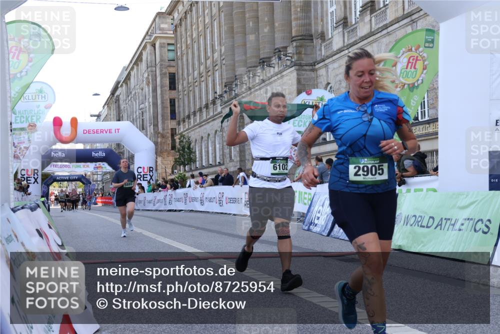 07.09.2025 - BARMER Alsterlauf Strokosch-Dieckow http://msf.ph/oto/8725954 07.09.2025 10:25:17 Ziel 2905, 4644, 6102 meine-sportfotos.de