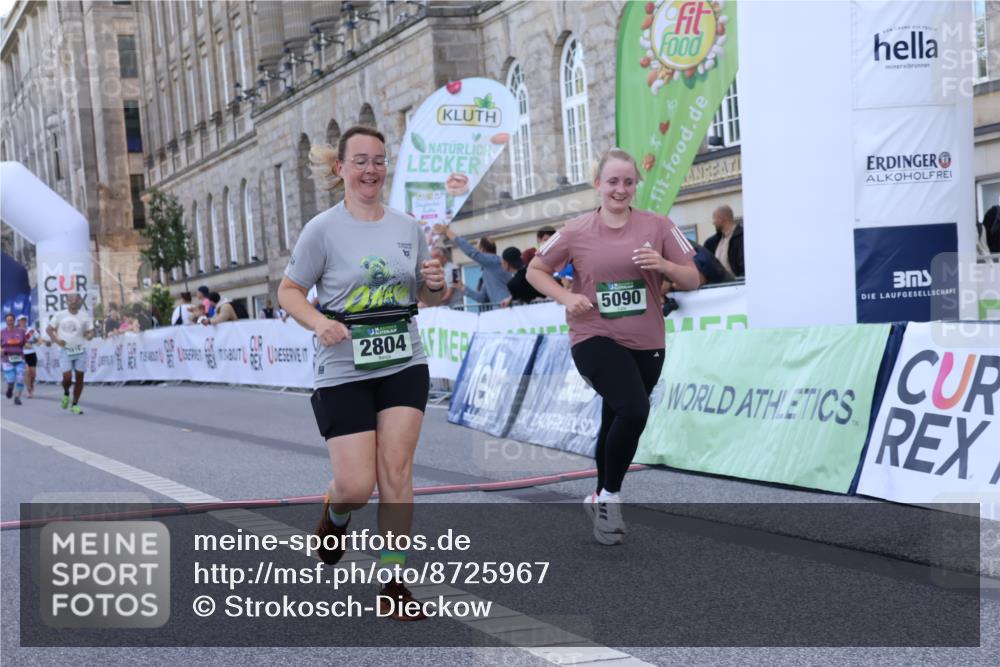 07.09.2025 - BARMER Alsterlauf Strokosch-Dieckow http://msf.ph/oto/8725967 07.09.2025 10:25:32 Ziel 2692, 2804, 5090, 5610 meine-sportfotos.de