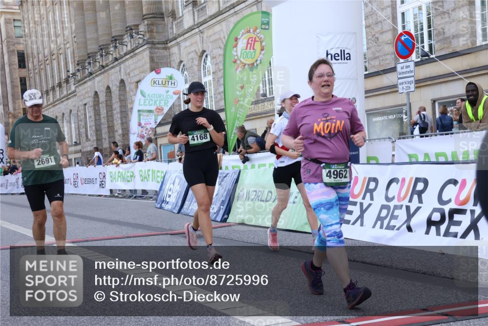 07.09.2025 - BARMER Alsterlauf Strokosch-Dieckow http://msf.ph/oto/8725996 07.09.2025 10:25:43 Ziel 2691, 2692, 4168, 4581, 4962, 5887, 6056, 8481 meine-sportfotos.de