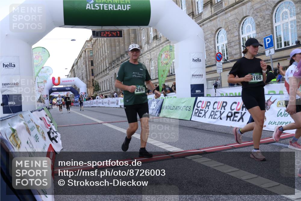 07.09.2025 - BARMER Alsterlauf Strokosch-Dieckow http://msf.ph/oto/8726003 07.09.2025 10:25:45 Ziel 2691, 4168, 4581, 4962, 5887, 6056, 8481 meine-sportfotos.de