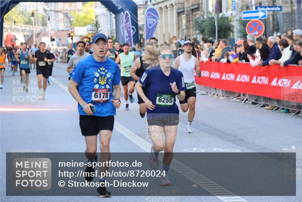 07.09.2025 - BARMER Alsterlauf Strokosch-Dieckow http://msf.ph/oto/8726024 07.09.2025 09:43:58 Ziel 2411, 2785, 3458, 3596, 3638, 4472, 4896, 5227, 5751, 5983, 6120, 6193, 8154 meine-sportfotos.de