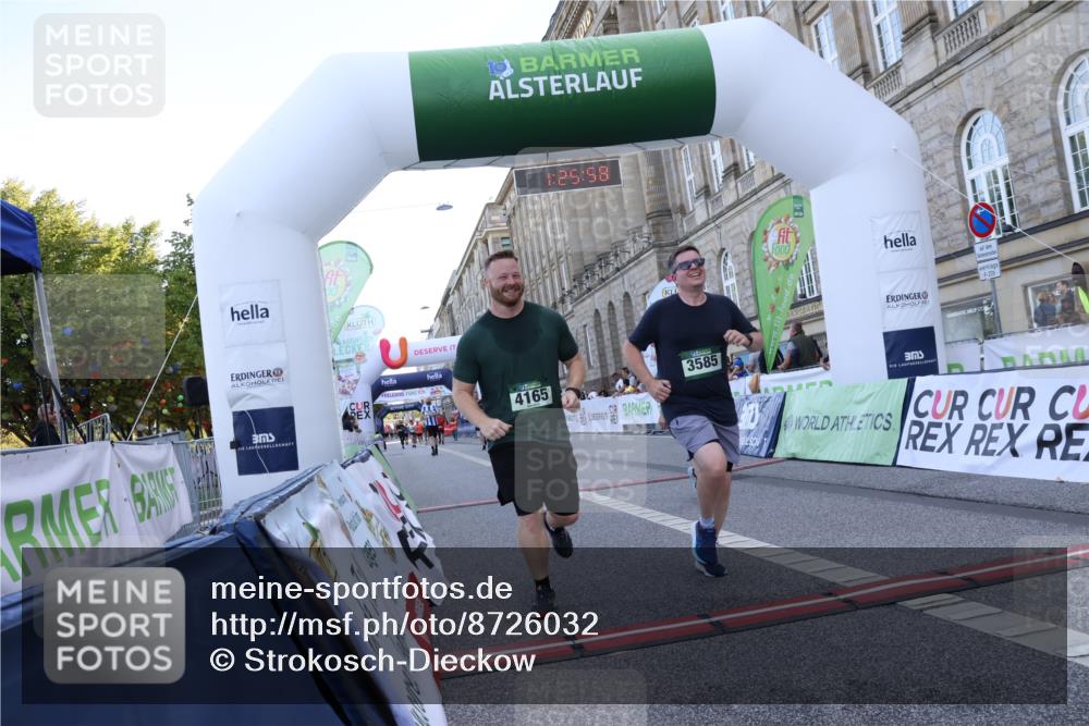 07.09.2025 - BARMER Alsterlauf Strokosch-Dieckow http://msf.ph/oto/8726032 07.09.2025 10:25:56 Ziel 2170, 4165, 5568, 5569 meine-sportfotos.de