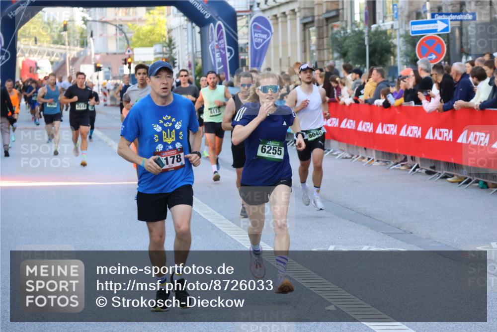 07.09.2025 - BARMER Alsterlauf Strokosch-Dieckow http://msf.ph/oto/8726033 07.09.2025 09:43:58 Ziel 2411, 2785, 3458, 3596, 3638, 4472, 4896, 5227, 5751, 5983, 6120, 6193, 8154 meine-sportfotos.de