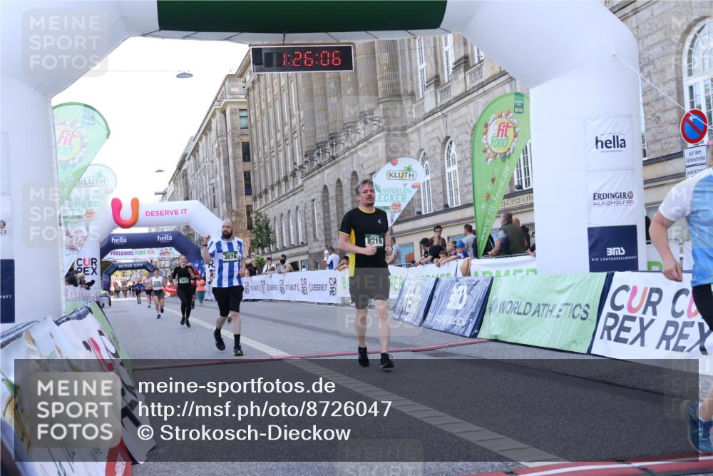 07.09.2025 - BARMER Alsterlauf Strokosch-Dieckow http://msf.ph/oto/8726047 07.09.2025 10:26:04 Ziel 3076, 3952, 3953, 4469, 5568, 5569, 8219 meine-sportfotos.de