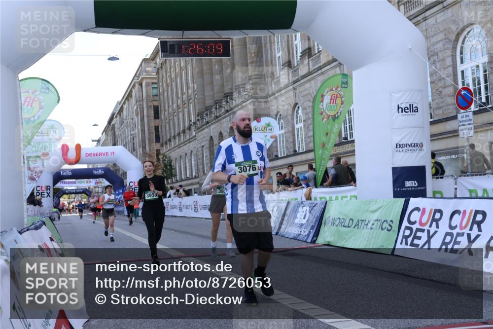 07.09.2025 - BARMER Alsterlauf Strokosch-Dieckow http://msf.ph/oto/8726053 07.09.2025 10:26:07 Ziel 3076, 3952, 3953, 4469, 5568, 5569, 8219 meine-sportfotos.de