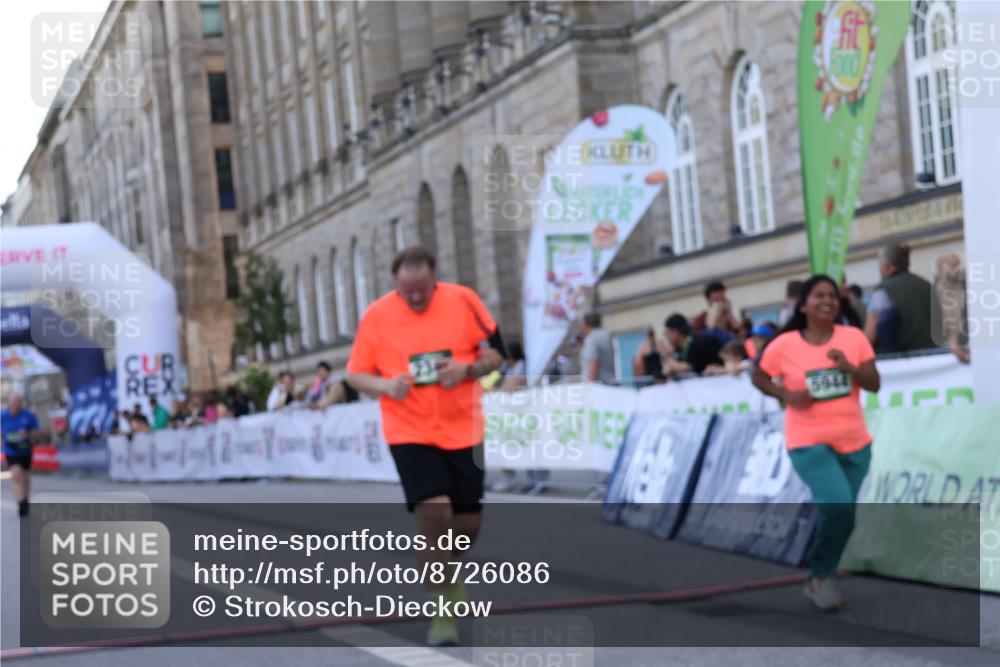 07.09.2025 - BARMER Alsterlauf Strokosch-Dieckow http://msf.ph/oto/8726086 07.09.2025 10:26:18 Ziel 2287, 2342, 3604, 5944 meine-sportfotos.de