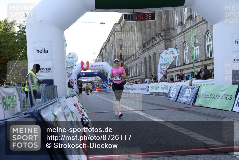 07.09.2025 - BARMER Alsterlauf Strokosch-Dieckow http://msf.ph/oto/8726117 07.09.2025 10:26:38 Ziel 3293, 3295, 3452, 4417 meine-sportfotos.de