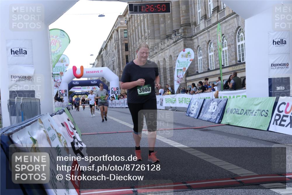 07.09.2025 - BARMER Alsterlauf Strokosch-Dieckow http://msf.ph/oto/8726128 07.09.2025 10:26:48 Ziel 3634, 4811, 4816 meine-sportfotos.de
