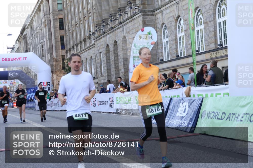 07.09.2025 - BARMER Alsterlauf Strokosch-Dieckow http://msf.ph/oto/8726141 07.09.2025 10:26:54 Ziel 3634, 4576, 4579, 4811, 4816, 5417, 8003 meine-sportfotos.de