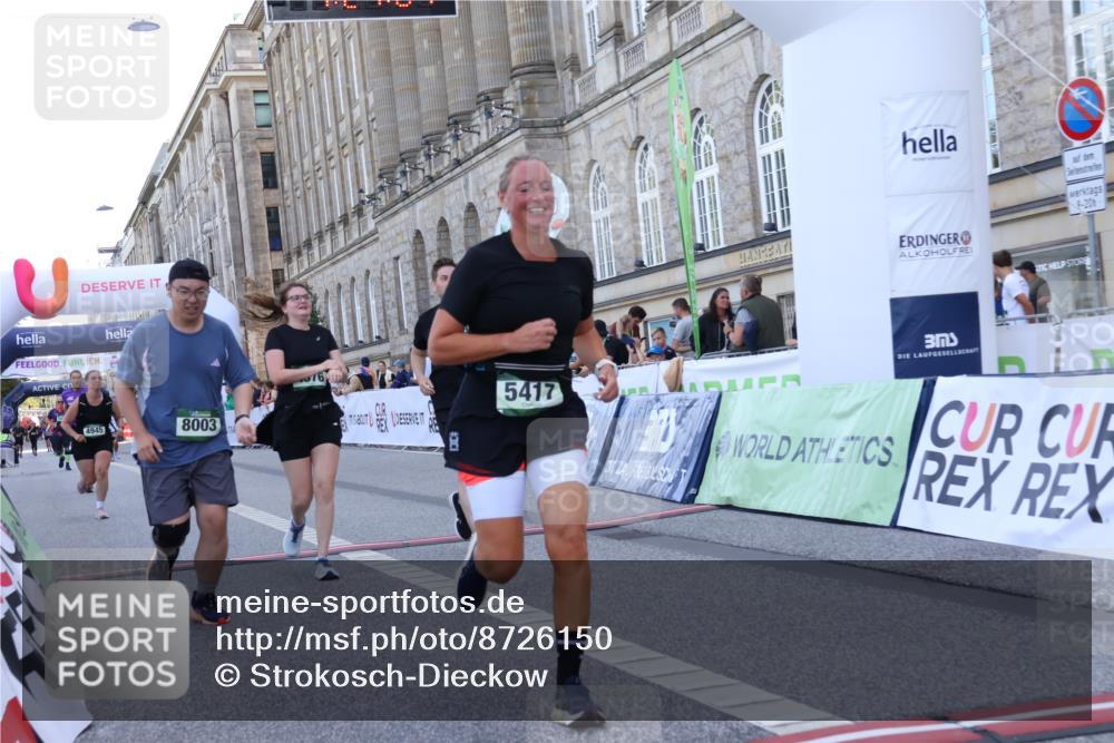 07.09.2025 - BARMER Alsterlauf Strokosch-Dieckow http://msf.ph/oto/8726150 07.09.2025 10:27:00 Ziel 4008, 4576, 4579, 4945, 5417, 8003 meine-sportfotos.de