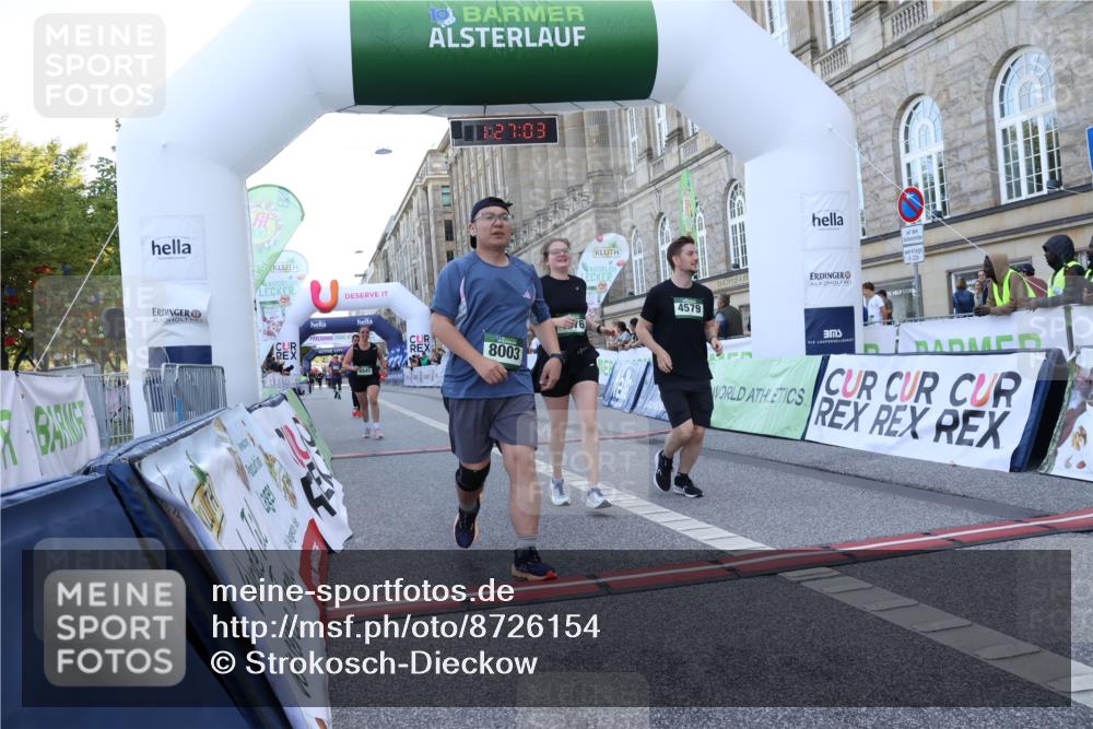 07.09.2025 - BARMER Alsterlauf Strokosch-Dieckow http://msf.ph/oto/8726154 07.09.2025 10:27:01 Ziel 4008, 4576, 4579, 4945, 5417, 8003 meine-sportfotos.de