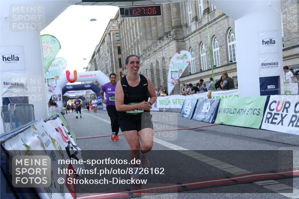 07.09.2025 - BARMER Alsterlauf Strokosch-Dieckow http://msf.ph/oto/8726162 07.09.2025 10:27:04 Ziel 4008, 4576, 4579, 4945, 5417, 8003 meine-sportfotos.de