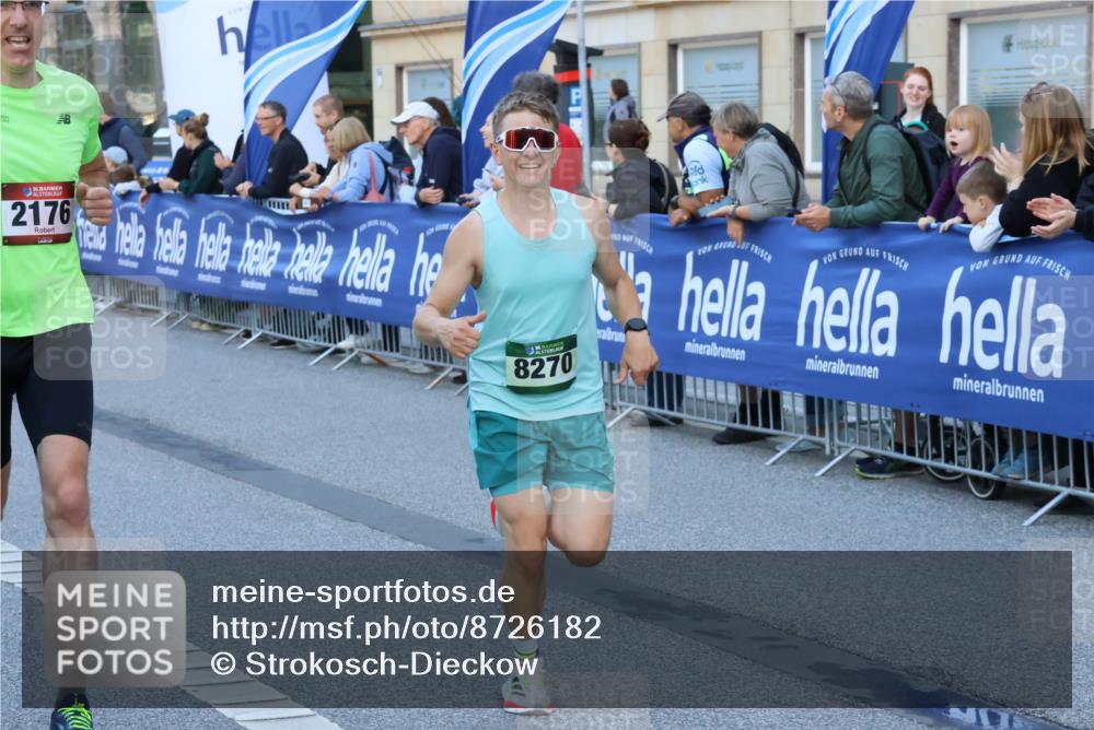 07.09.2025 - BARMER Alsterlauf Strokosch-Dieckow http://msf.ph/oto/8726182 07.09.2025 09:43:16 Ziel 2191, 2400, 3814, 4022, 4140, 5389, 5421, 5467, 5714, 6250, 8006, 8136, 8139 meine-sportfotos.de