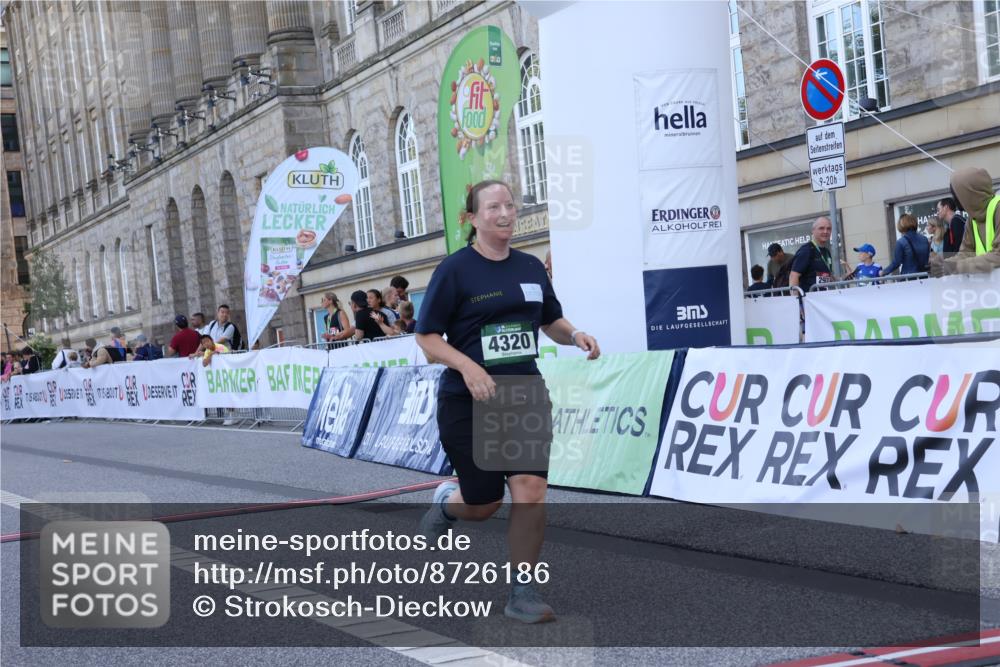 07.09.2025 - BARMER Alsterlauf Strokosch-Dieckow http://msf.ph/oto/8726186 07.09.2025 10:27:18 Ziel 4143, 4144, 4320, 6004 meine-sportfotos.de