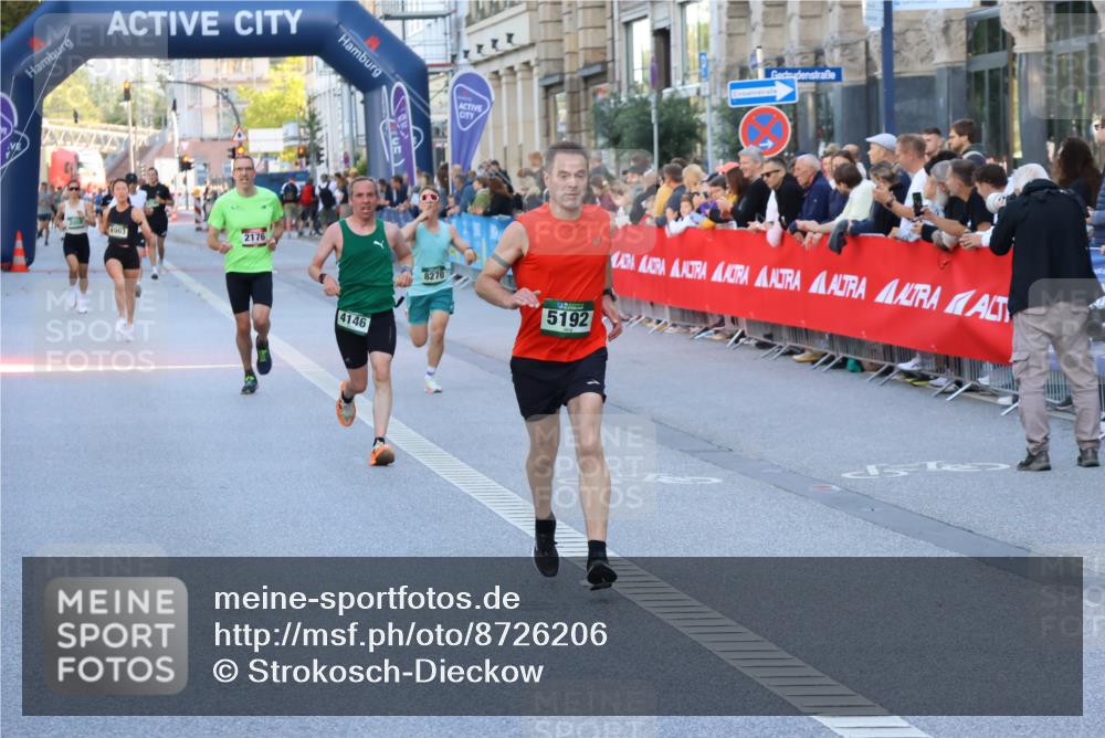 07.09.2025 - BARMER Alsterlauf Strokosch-Dieckow http://msf.ph/oto/8726206 07.09.2025 09:43:09 Ziel 2191, 2400, 3814, 4022, 4050, 5382, 5389, 5421, 5467, 5714, 8006, 8136, 8139, 8336 meine-sportfotos.de