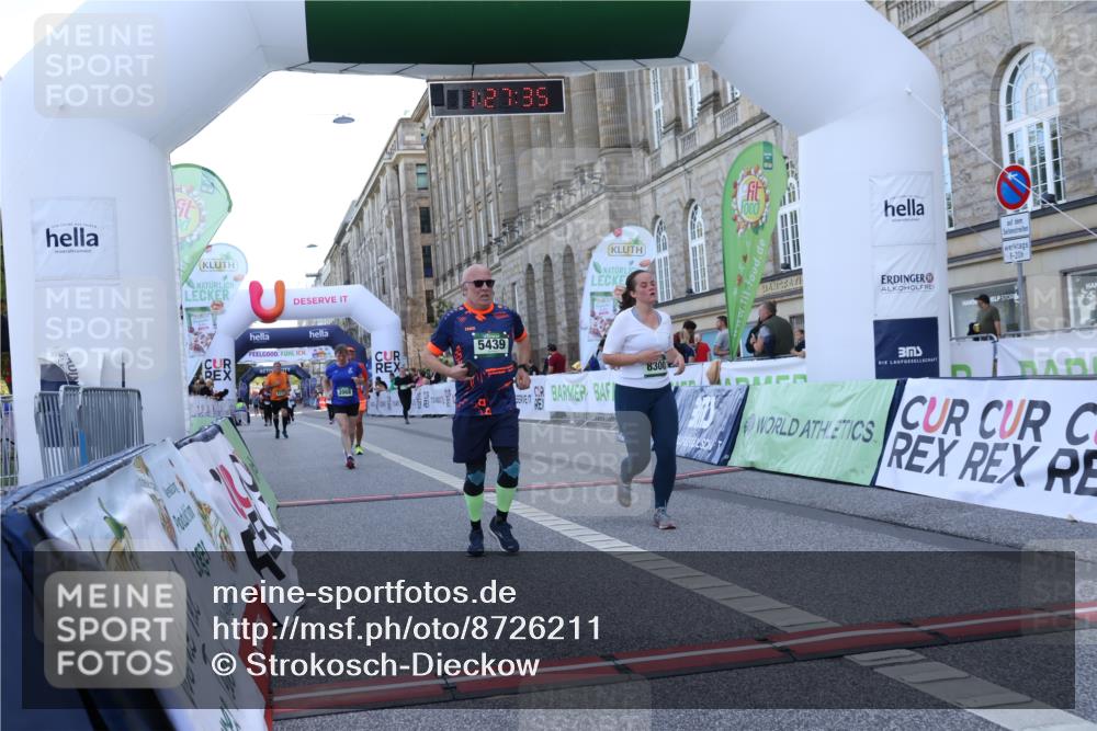 07.09.2025 - BARMER Alsterlauf Strokosch-Dieckow http://msf.ph/oto/8726211 07.09.2025 10:27:33 Ziel 3968, 4713, 5065, 5439, 8300, 8341 meine-sportfotos.de