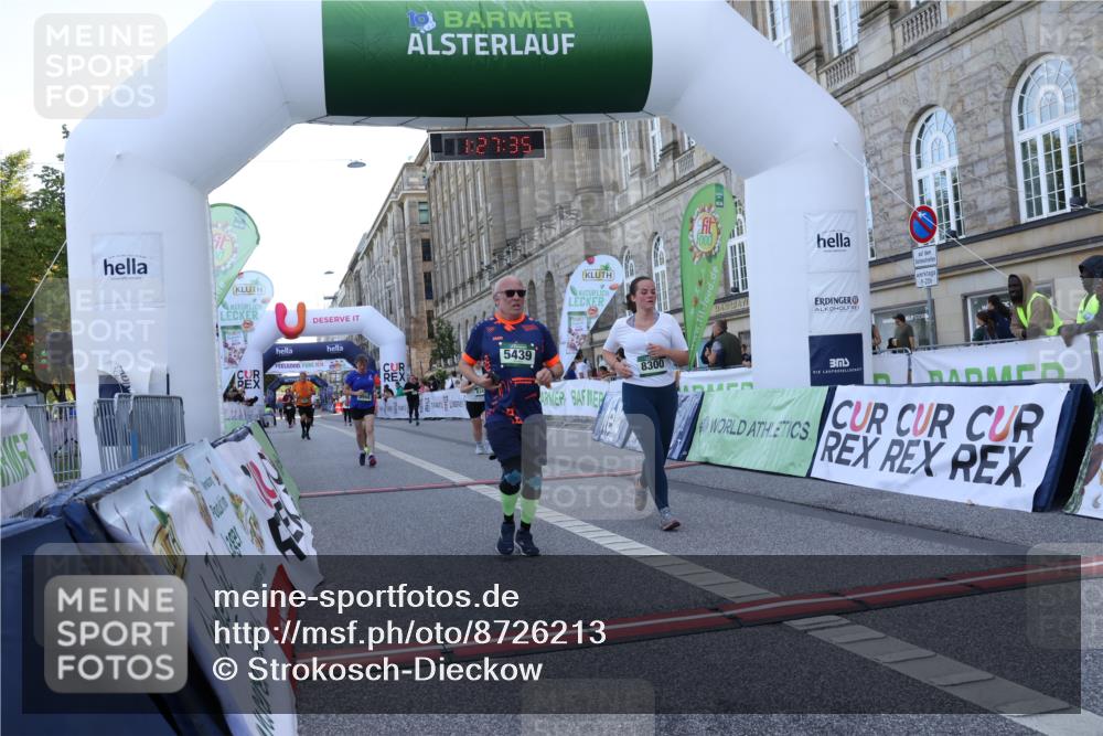 07.09.2025 - BARMER Alsterlauf Strokosch-Dieckow http://msf.ph/oto/8726213 07.09.2025 10:27:34 Ziel 3968, 4713, 5065, 5439, 8300, 8341 meine-sportfotos.de