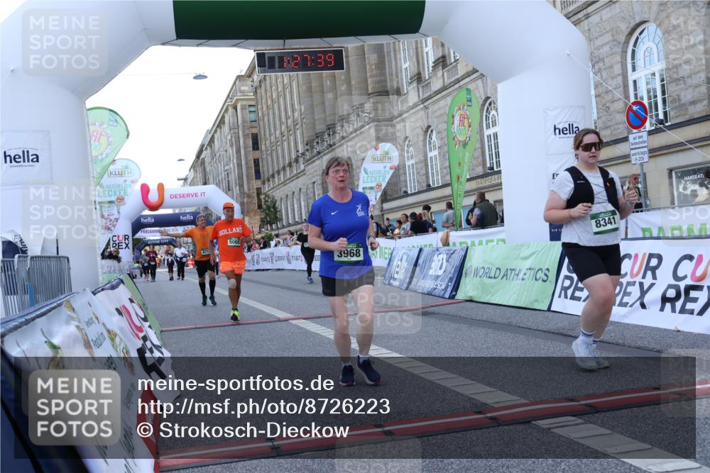07.09.2025 - BARMER Alsterlauf Strokosch-Dieckow http://msf.ph/oto/8726223 07.09.2025 10:27:38 Ziel 3968, 4713, 5065, 6171, 8300, 8341 meine-sportfotos.de