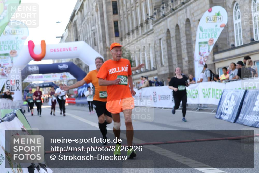 07.09.2025 - BARMER Alsterlauf Strokosch-Dieckow http://msf.ph/oto/8726226 07.09.2025 10:27:39 Ziel 2008, 3968, 4713, 5065, 6171, 8341 meine-sportfotos.de